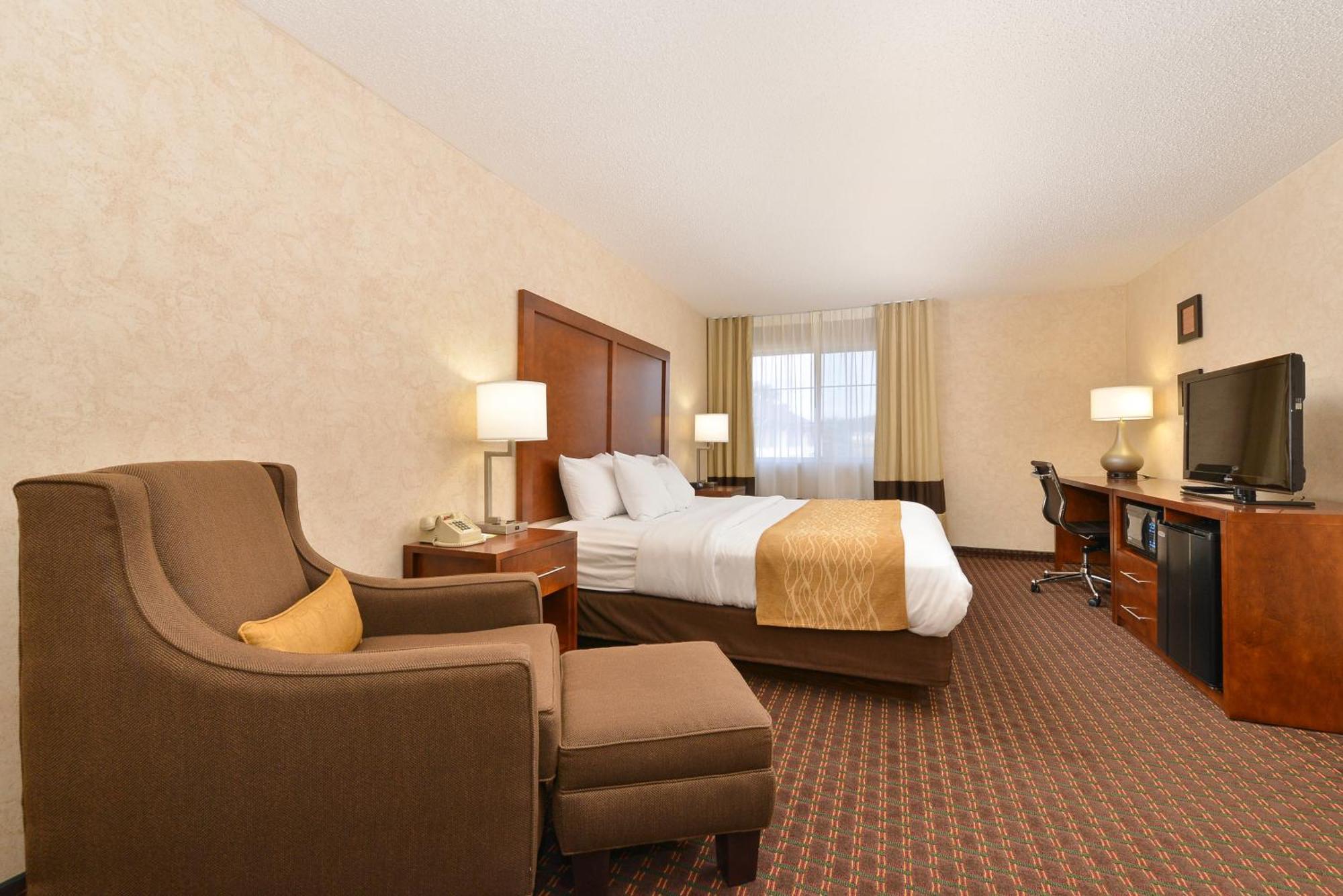 Comfort Inn & Suites Riverview Near Davenport And I-80 Le Claire Quarto foto